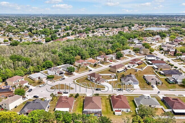 Building Photo - 2431 Marcasite Loop