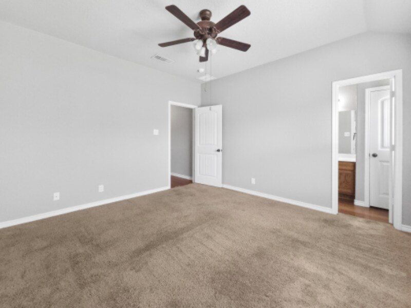 Building Photo - 511 Kacie Dr