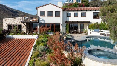 Building Photo - 345 Emerald Bay