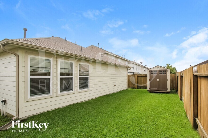 Building Photo - 16810 Blackberry Lily Ln