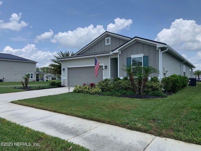 Building Photo - 816 Redtail Ln