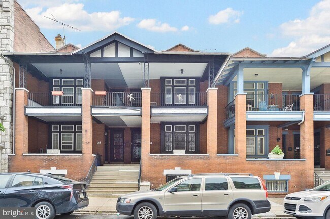 Building Photo - 217 S 47th St