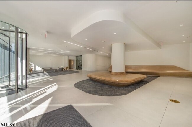 Building Photo - 315 S Harrison St