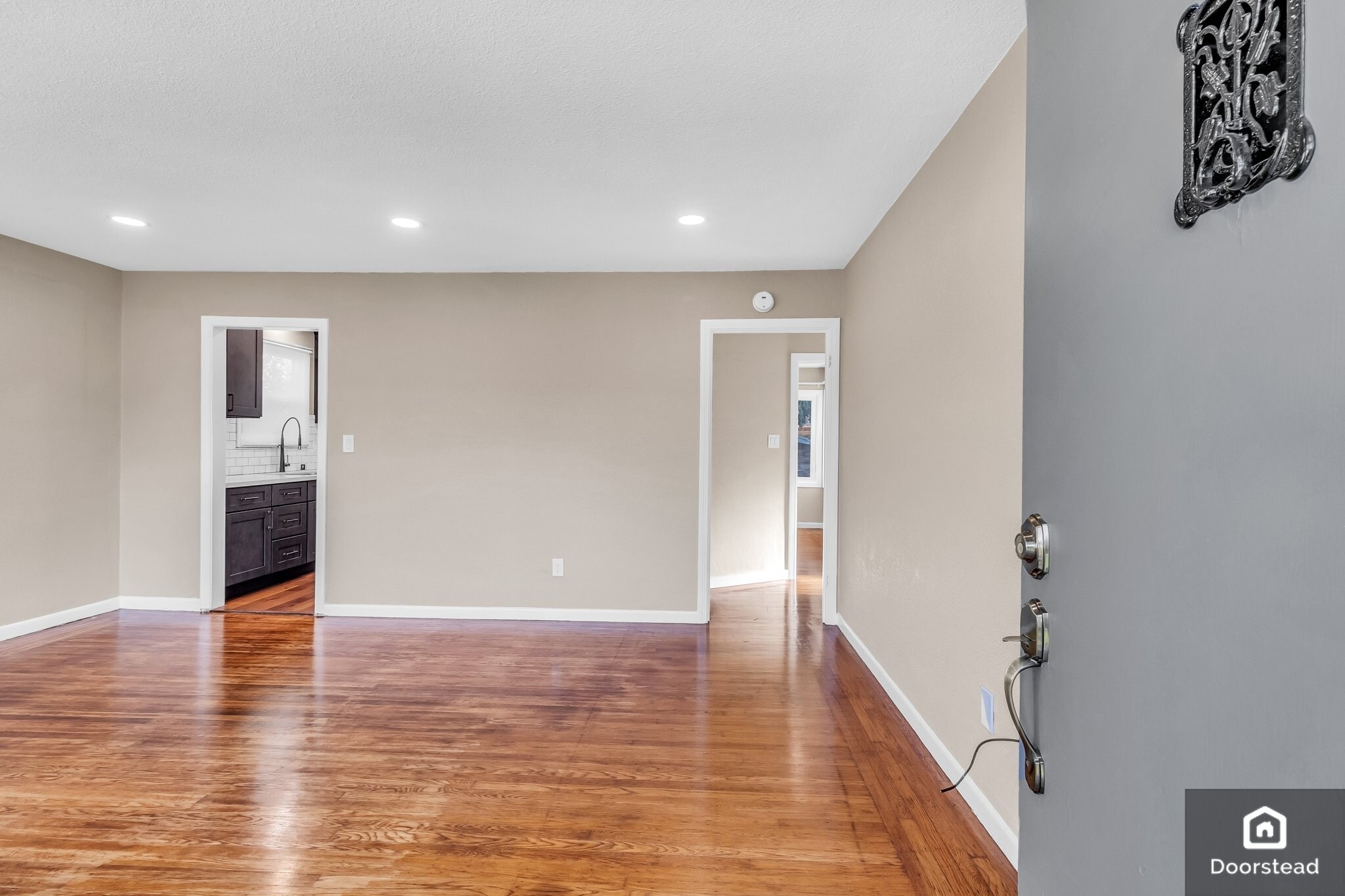 Building Photo - 711 Smith Ave