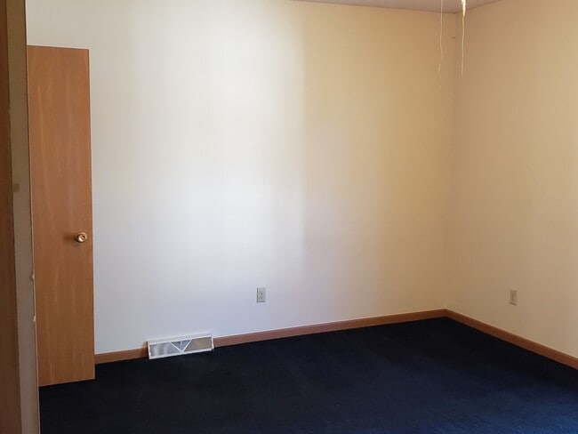 Building Photo - 3 Bed 1.5 Bath Single Family Home in Wausau