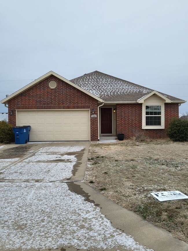 Building Photo - Beautiful home in a great neighborhood!