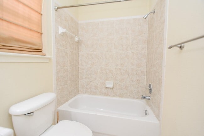 Building Photo - 21807 Windsor Castle Dr