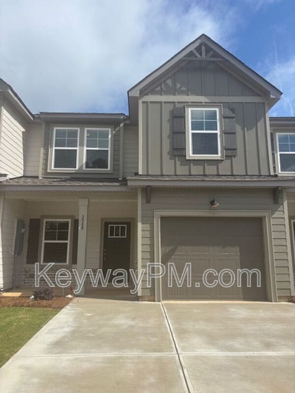 Primary Photo - 3048 Venetian Dr
