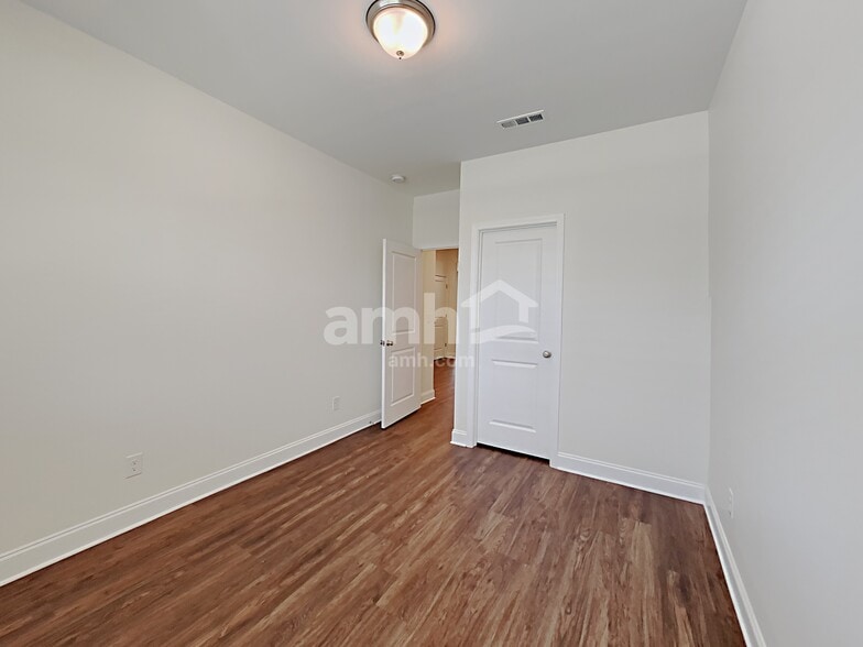 Building Photo - 4041 Birchfield Pl