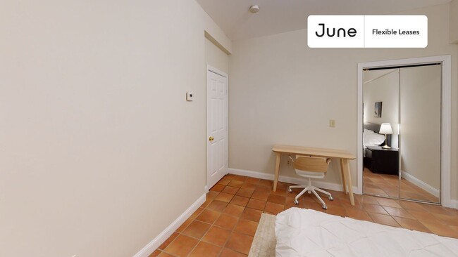 Building Photo - 27 Egremont Rd