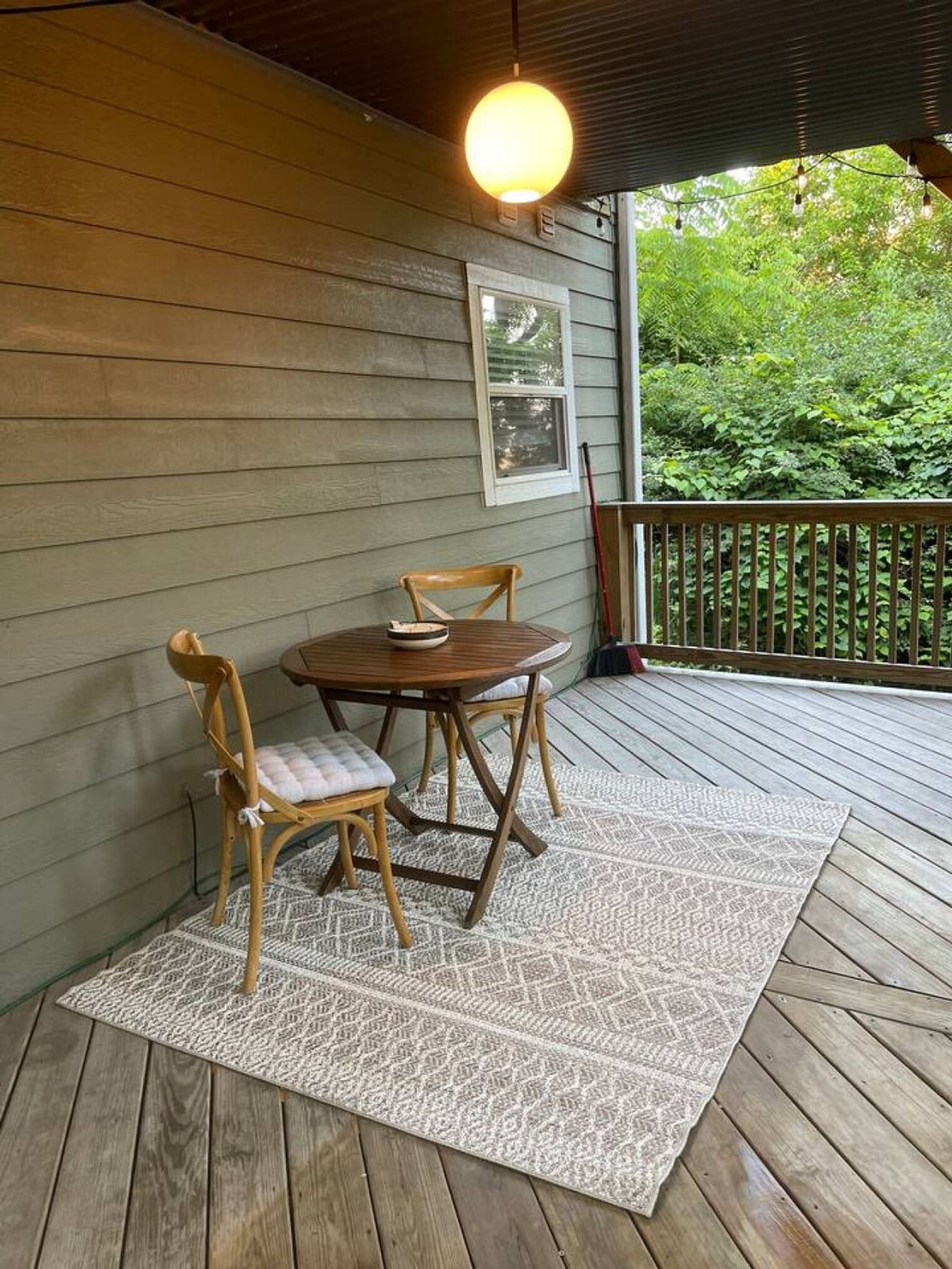 Building Photo - 107 E Clifton Ave