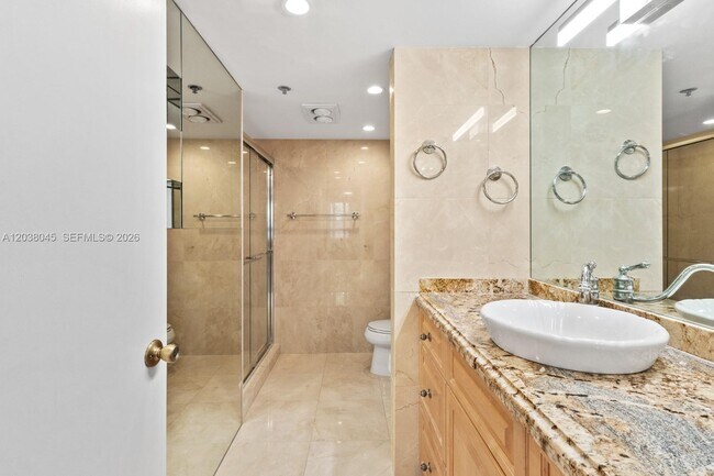 Building Photo - 251 Crandon Blvd