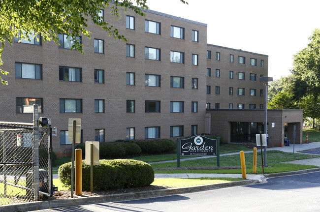 Building Photo - Garden Apartments