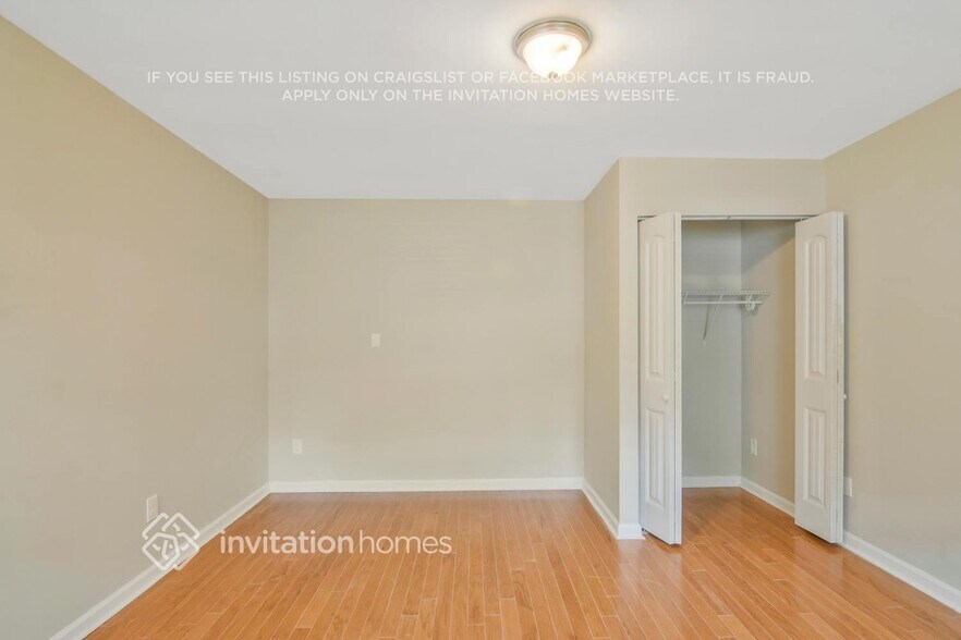 Building Photo - 107 Knightwood Dr