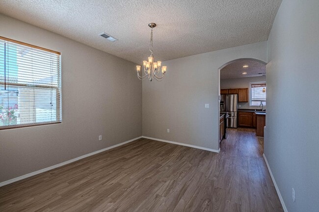 Building Photo - 10532 Coyote Canyon Pl NW