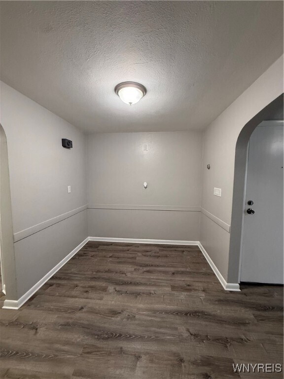 Building Photo - 3422 Raymond Dr