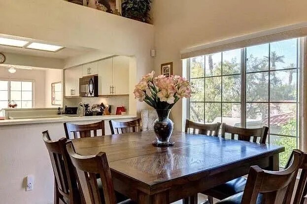 Building Photo - 748 Vista Lago Dr N