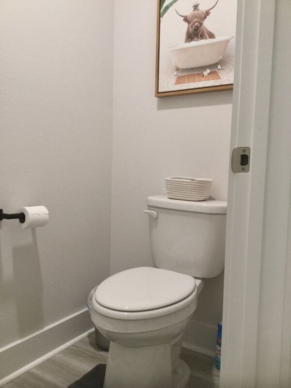 Building Photo - 8366 Burch Ct