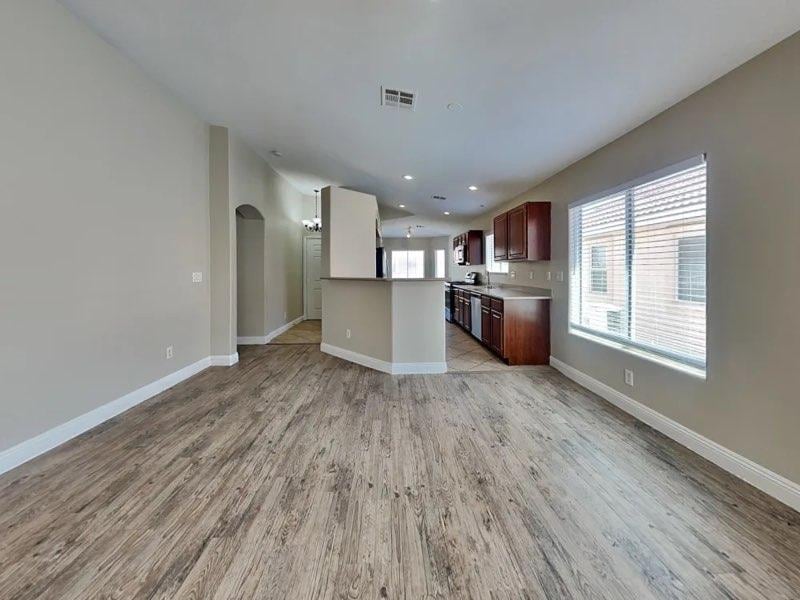 Building Photo - 2763 Bridleton Ave