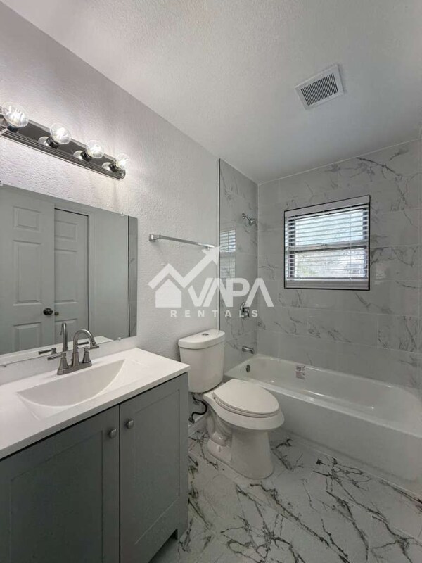 Building Photo - 4351 Sun Vista Ln