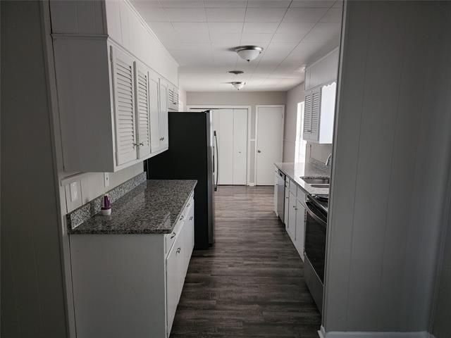 Building Photo - 3013 San Marcos Dr