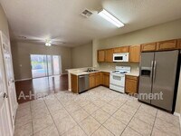 Building Photo - 1413 Retreat Cir