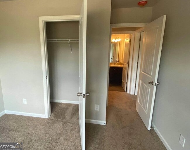 Building Photo - 1004 Soapstone Dr