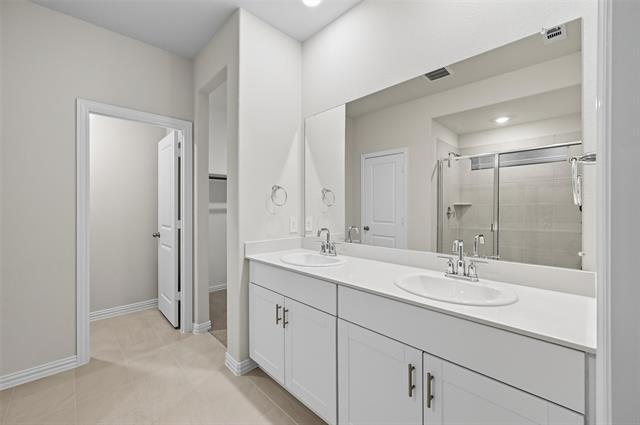 Building Photo - 6605 Creek Edge Cir