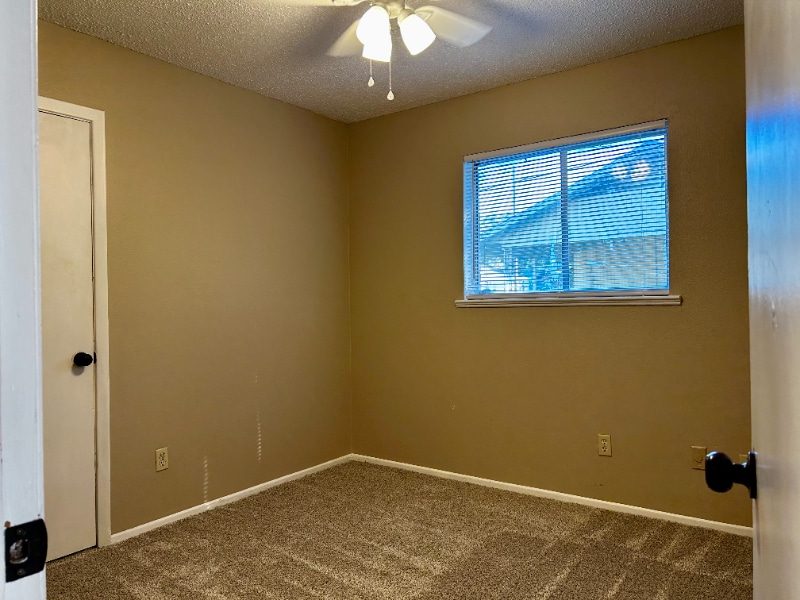 Building Photo - 403 Ivy St