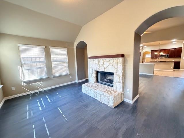 Building Photo - 4964 Grinstein Dr