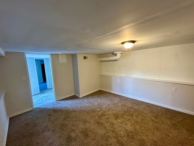 Building Photo - Cheviot:  Cute quiet 1 bed bungalow.  1 ca...
