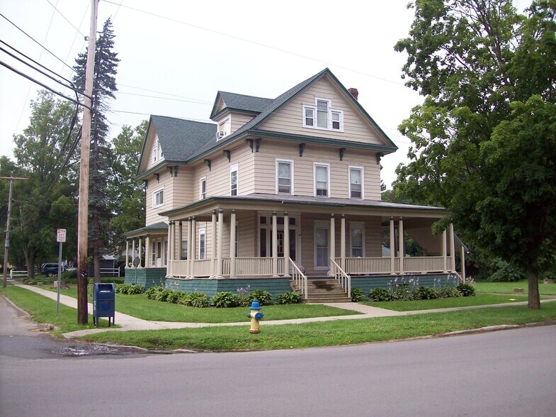 House - 84 S Brooklyn Ave