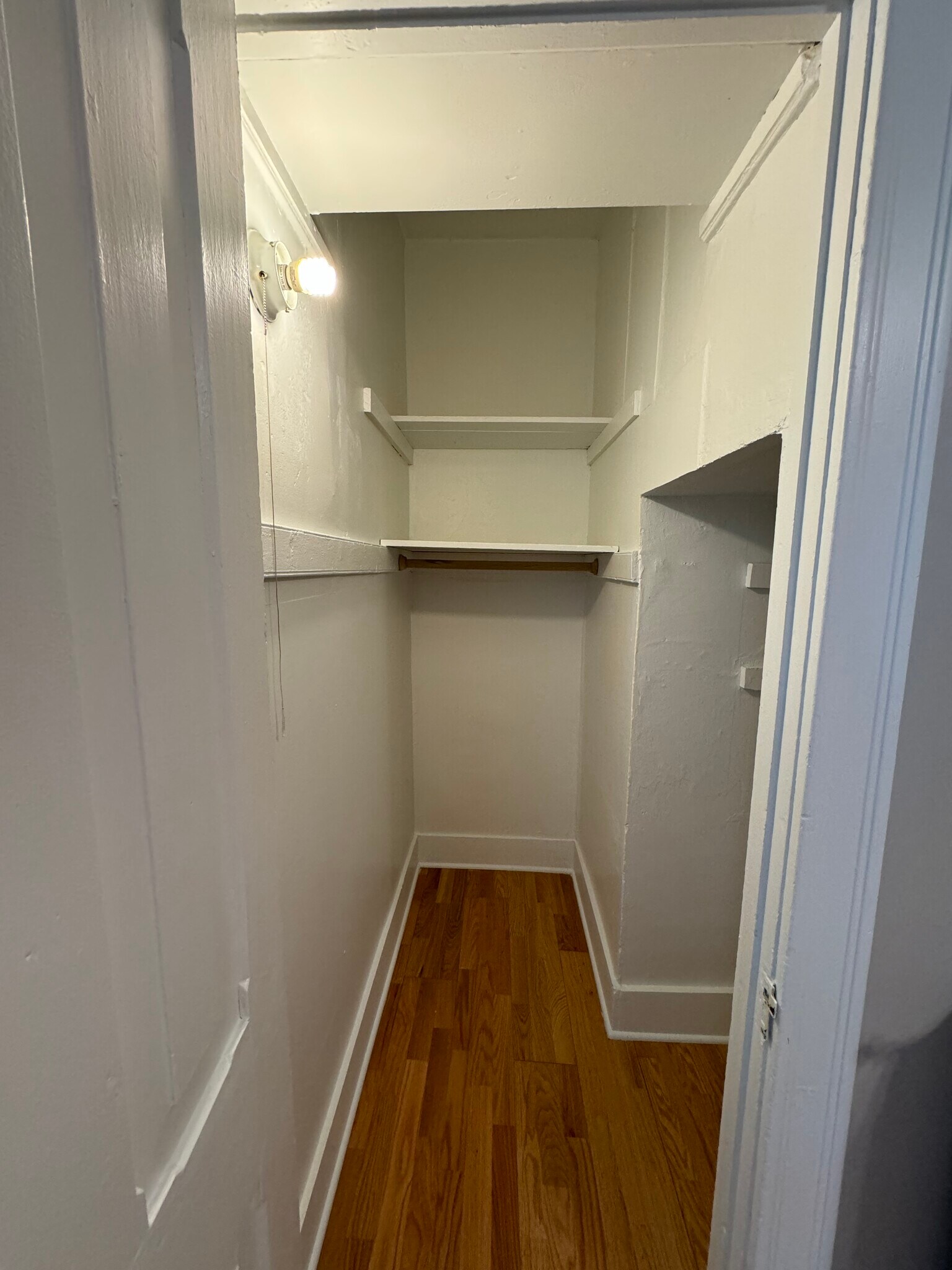 walk in closet - 617 Delles Rd