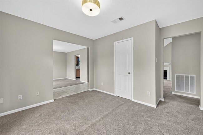Building Photo - 8827 Boulder Springs Dr