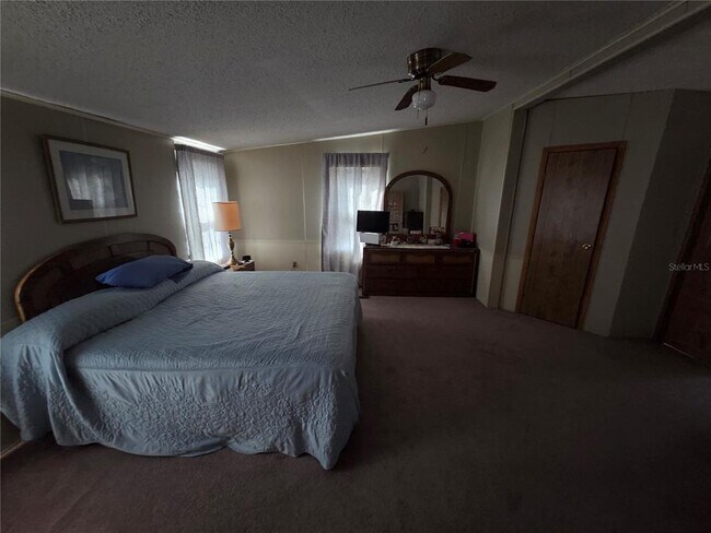 Building Photo - 470 Hilltop Ct