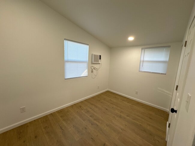 Building Photo - Newly Remodeled House in Paducah