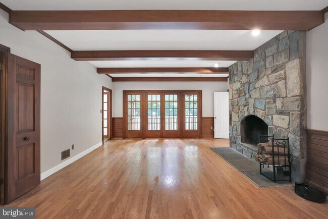 Building Photo - 8901 Iron Gate Ct