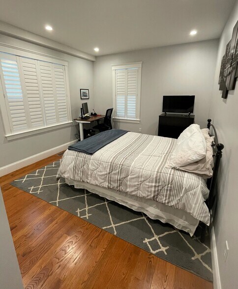 Building Photo - 102 Neponset Ave