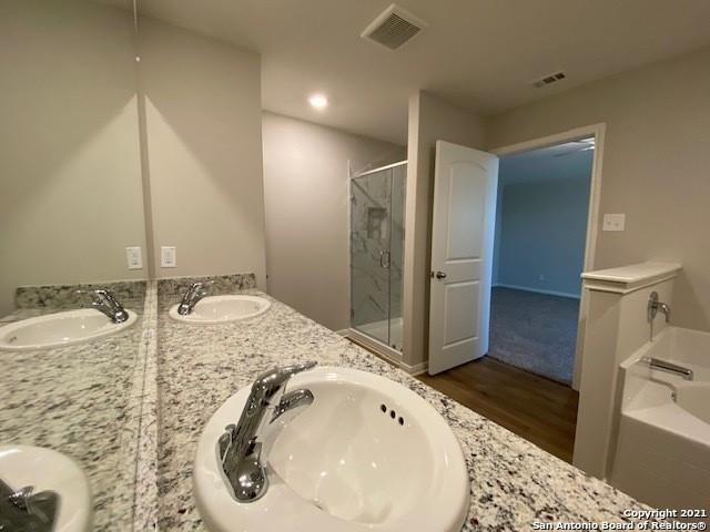 Building Photo - 9310 Bennett Frst