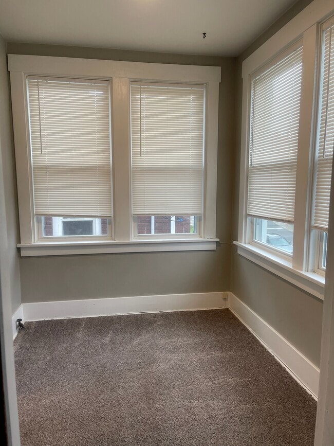 Building Photo - 1451 Tolma Ave