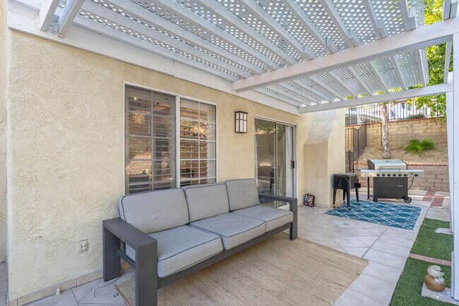 Building Photo - 27813 Firebrand Dr