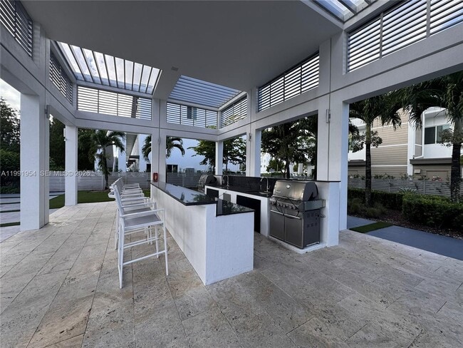 Building Photo - 10250 NW 66th St