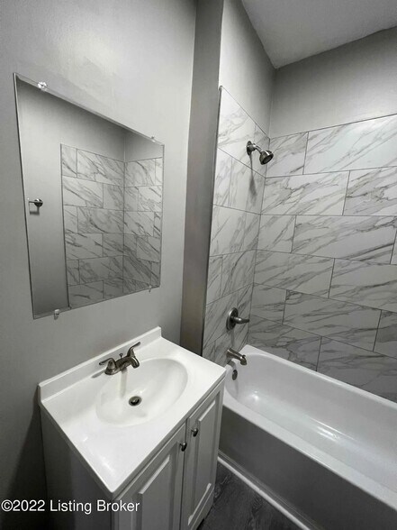 Building Photo - 3315 Hale Ave