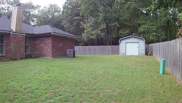 Building Photo - 708 Quiet Cove Cir
