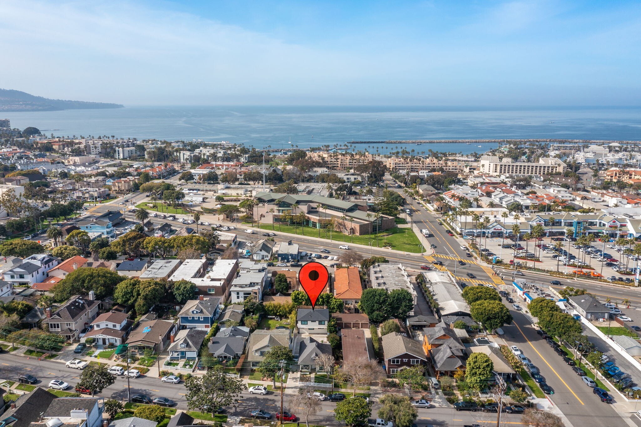 Building Photo - 321 N Gertruda Ave