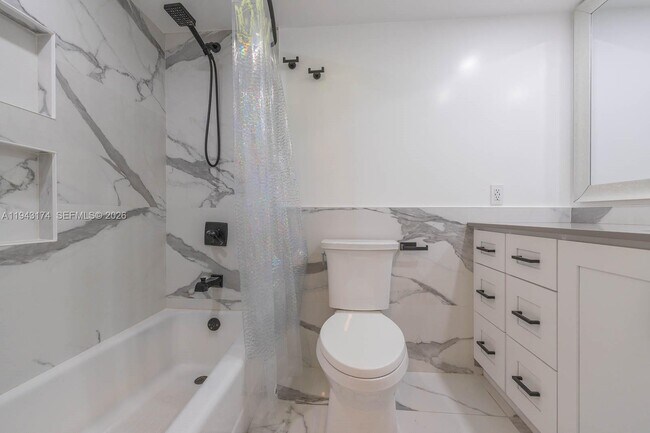 Building Photo - 20291 NE 30th Ave