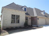 Building Photo - 3316 Enclave Ln