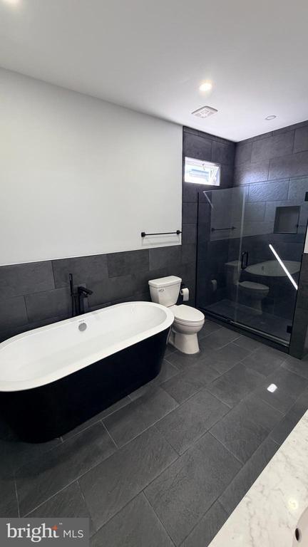 Building Photo - 2248 Earp St