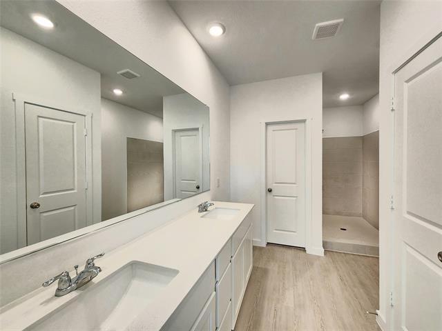 Building Photo - 6814 Welsh Dr