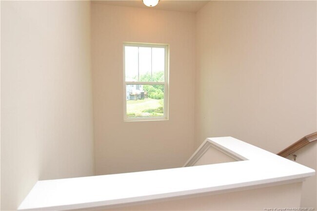 Building Photo - 1127 Brightskies St